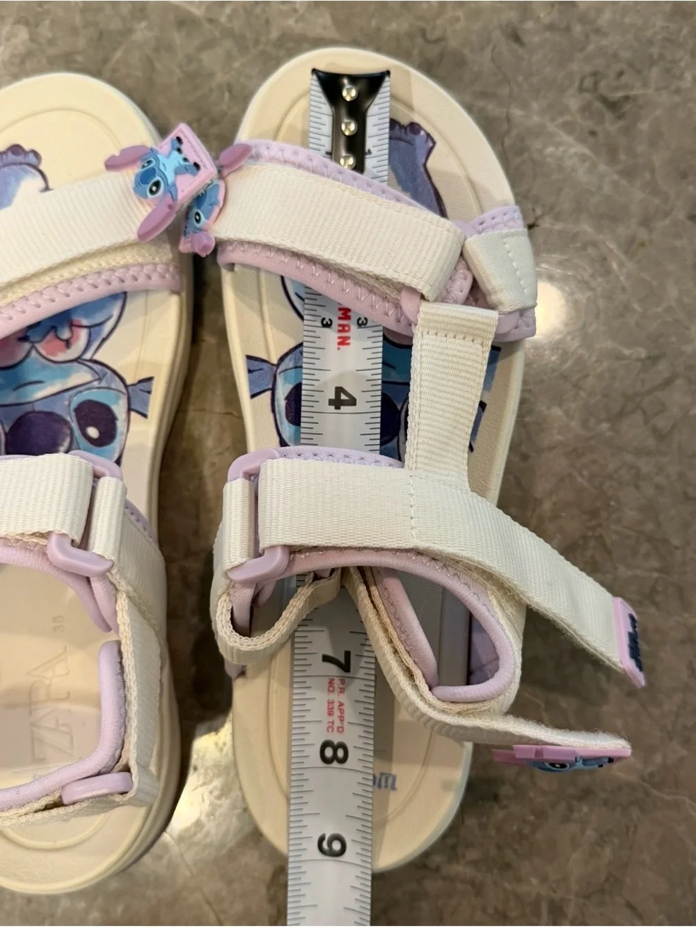 size 4 (9 inch) Zara girl sandals new (Stich)